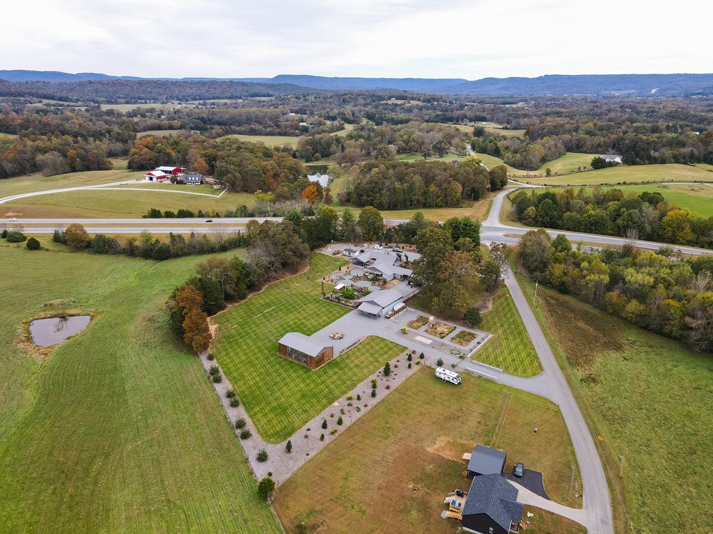 Doyle, Tennessee, 38559, United States, 3 Bedrooms Bedrooms, ,3 BathroomsBathrooms,Residential,Forsale,1996606