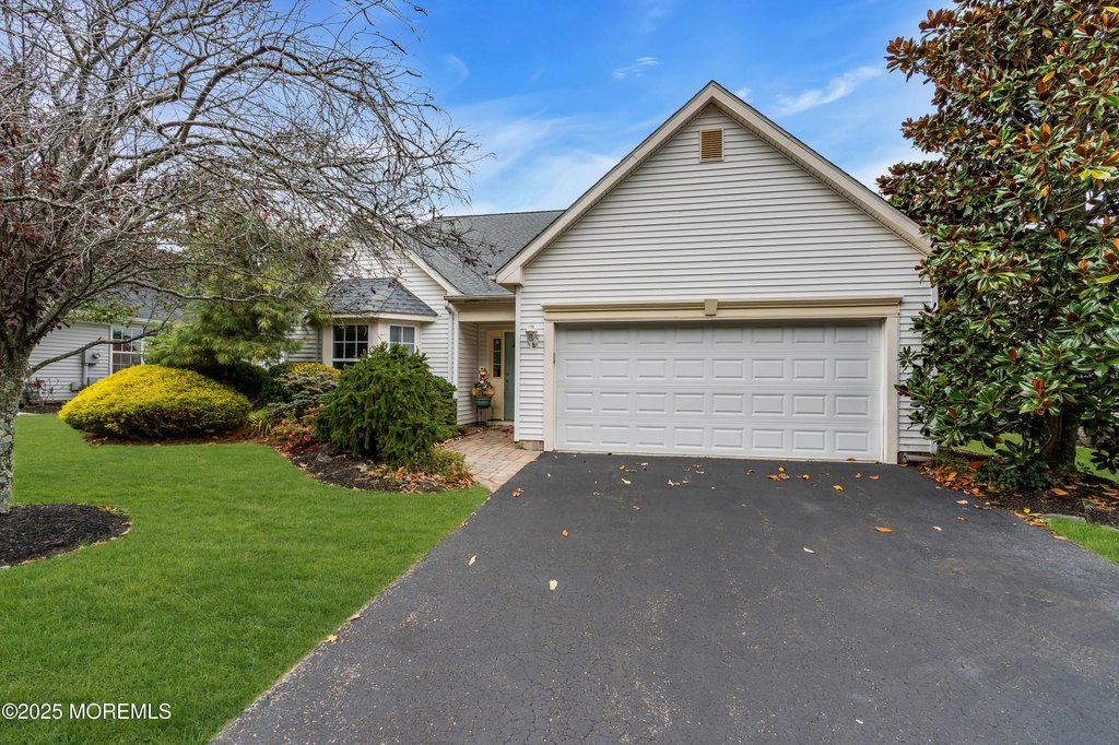 Lakewood, New Jersey, 08701, United States, 3 Bedrooms Bedrooms, ,3 BathroomsBathrooms,Residential,Forsale,2008484