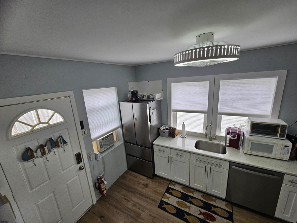 Ventnor, New Jersey, 08406, United States, 6 Bedrooms Bedrooms, ,4 BathroomsBathrooms,Residential,Forsale,1994159