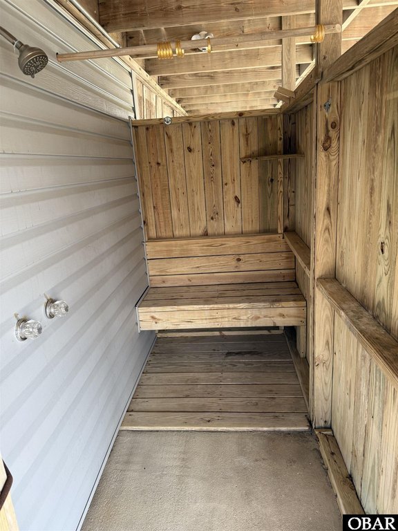 Kill Devil Hills, North Carolina, 27948, United States, 3 Bedrooms Bedrooms, ,2 BathroomsBathrooms,Residential,Forsale,1993771