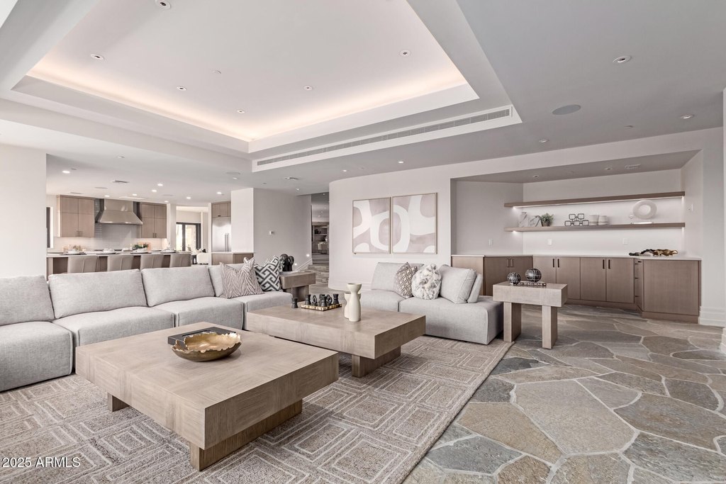 Carefree, Arizona, 85377, United States, 4 Bedrooms Bedrooms, ,5 BathroomsBathrooms,Residential,Forsale,1968441