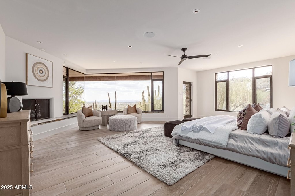 Carefree, Arizona, 85377, United States, 4 Bedrooms Bedrooms, ,5 BathroomsBathrooms,Residential,Forsale,1968441