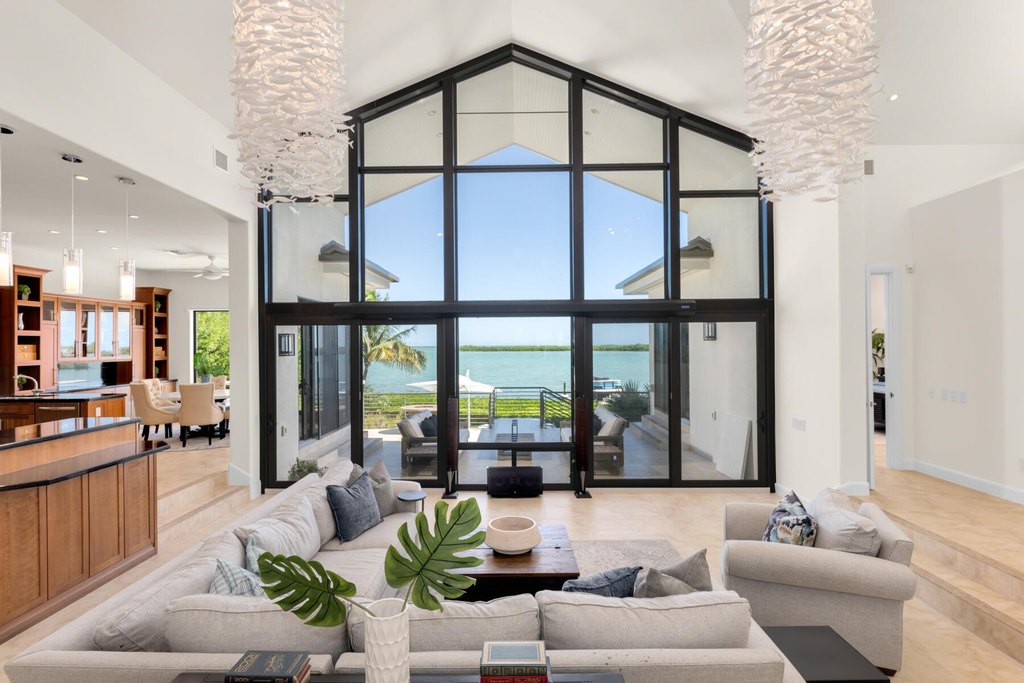 Shark Key, Florida, 33040, United States, 3 Bedrooms Bedrooms, ,3.5 BathroomsBathrooms,Residential,Forsale,2011114