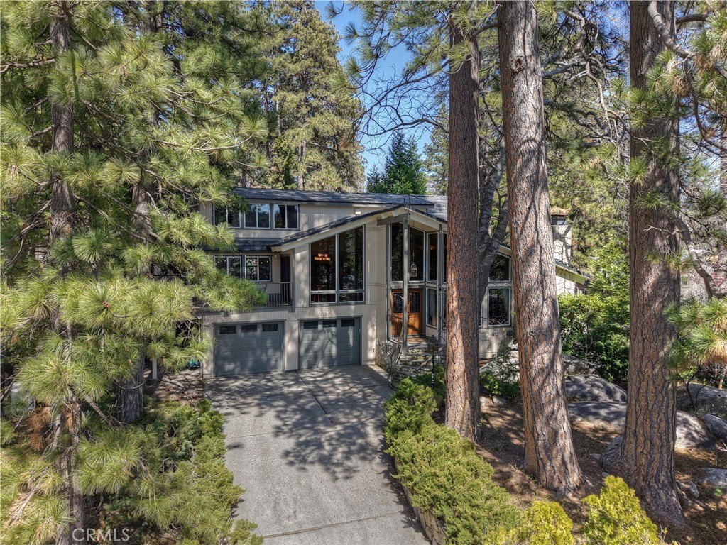 Lake Arrowhead, California, 92352, United States, 4 Bedrooms Bedrooms, ,4 BathroomsBathrooms,Residential,Forsale,2004002