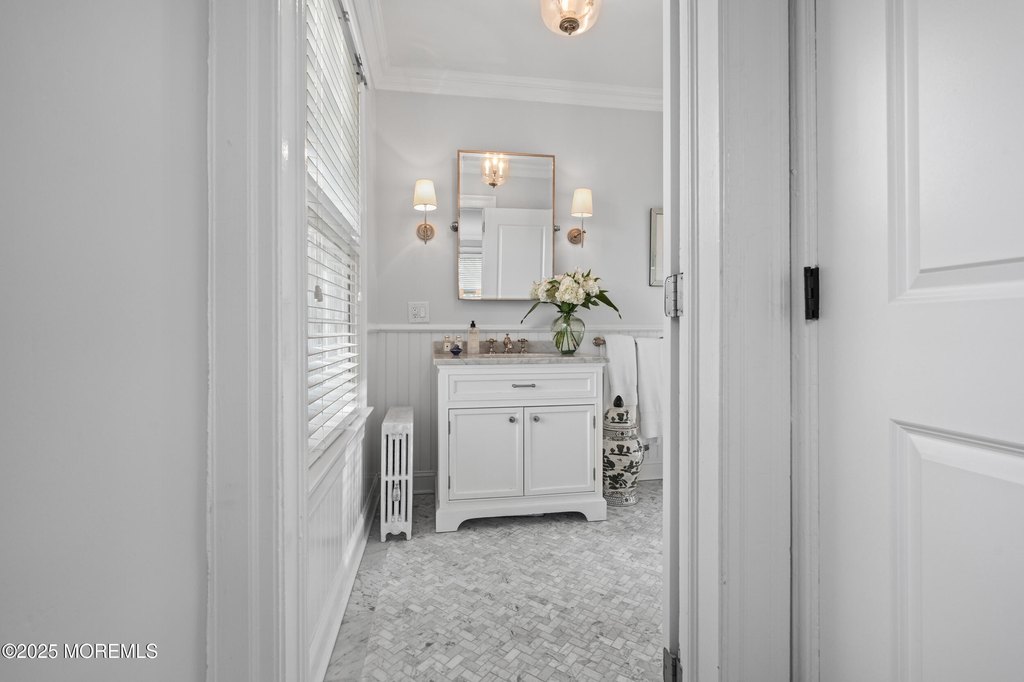 Allenhurst, New Jersey, 07711, United States, 4 Bedrooms Bedrooms, ,2.5 BathroomsBathrooms,Residential,Forsale,1892975