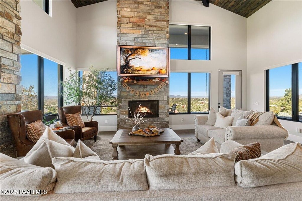 Prescott, Arizona, 86305, United States, 5 Bedrooms Bedrooms, ,5.5 BathroomsBathrooms,Residential,Forsale,1994068