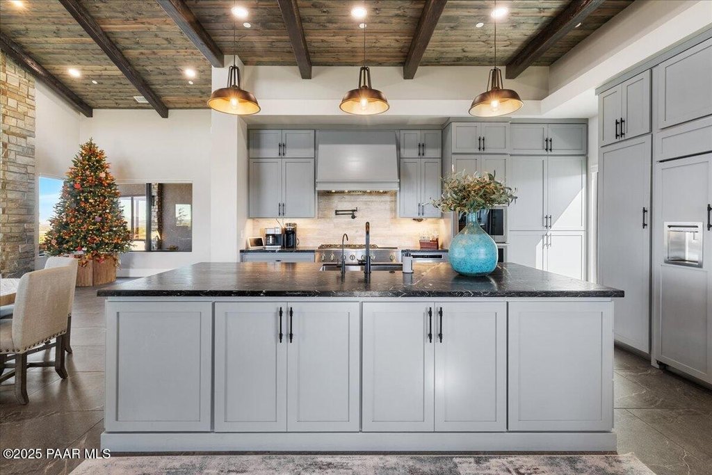 Prescott, Arizona, 86305, United States, 5 Bedrooms Bedrooms, ,5.5 BathroomsBathrooms,Residential,Forsale,1994068