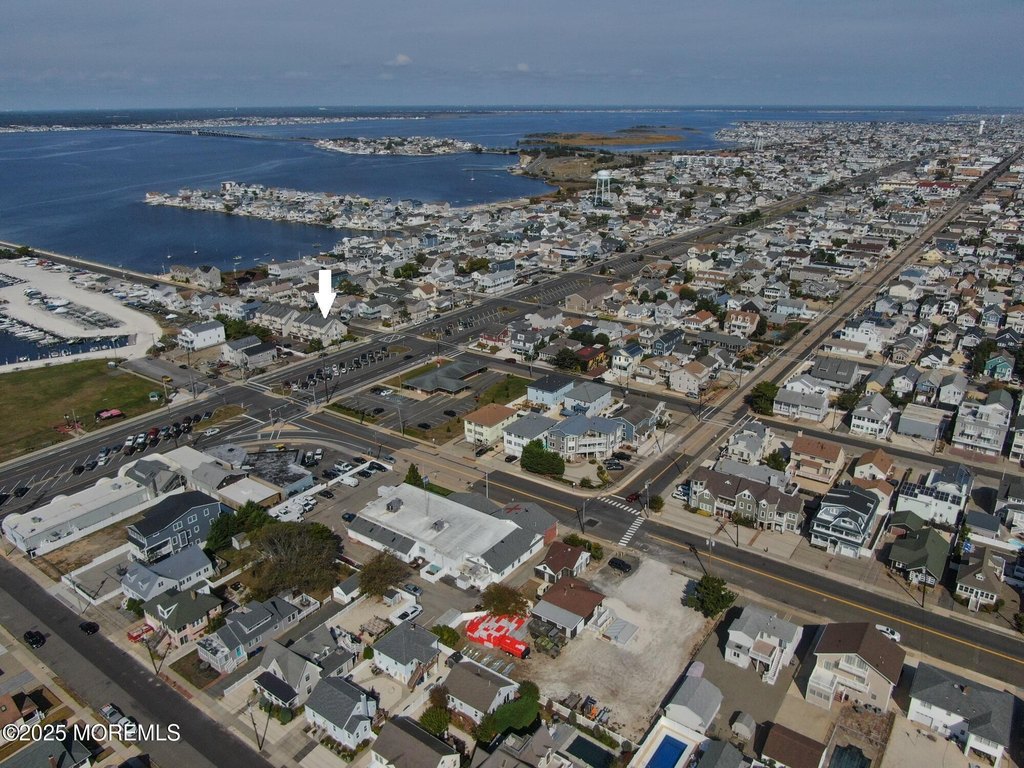 Seaside Park, New Jersey, 08752, United States, 3 Bedrooms Bedrooms, ,2 BathroomsBathrooms,Residential,Forsale,1994018