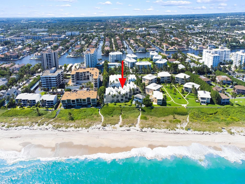 Delray Beach, Florida, 33483, United States, 4 Bedrooms Bedrooms, ,3.5 BathroomsBathrooms,Residential,Forsale,1996344