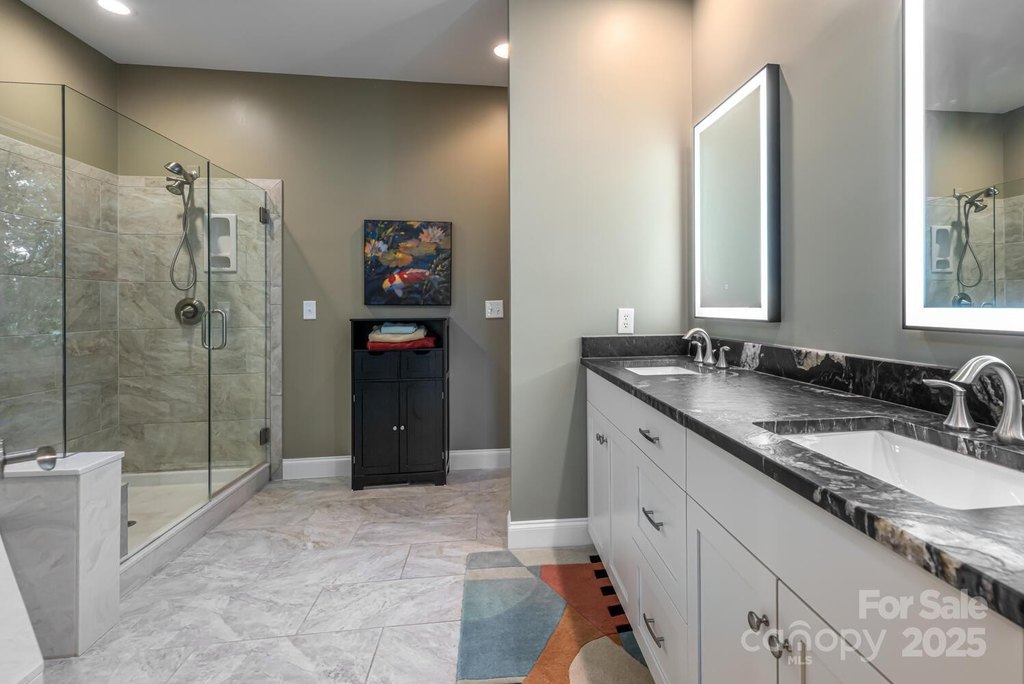 Flat Rock, North Carolina, 28731, United States, 3 Bedrooms Bedrooms, ,3.5 BathroomsBathrooms,Residential,Forsale,1985993