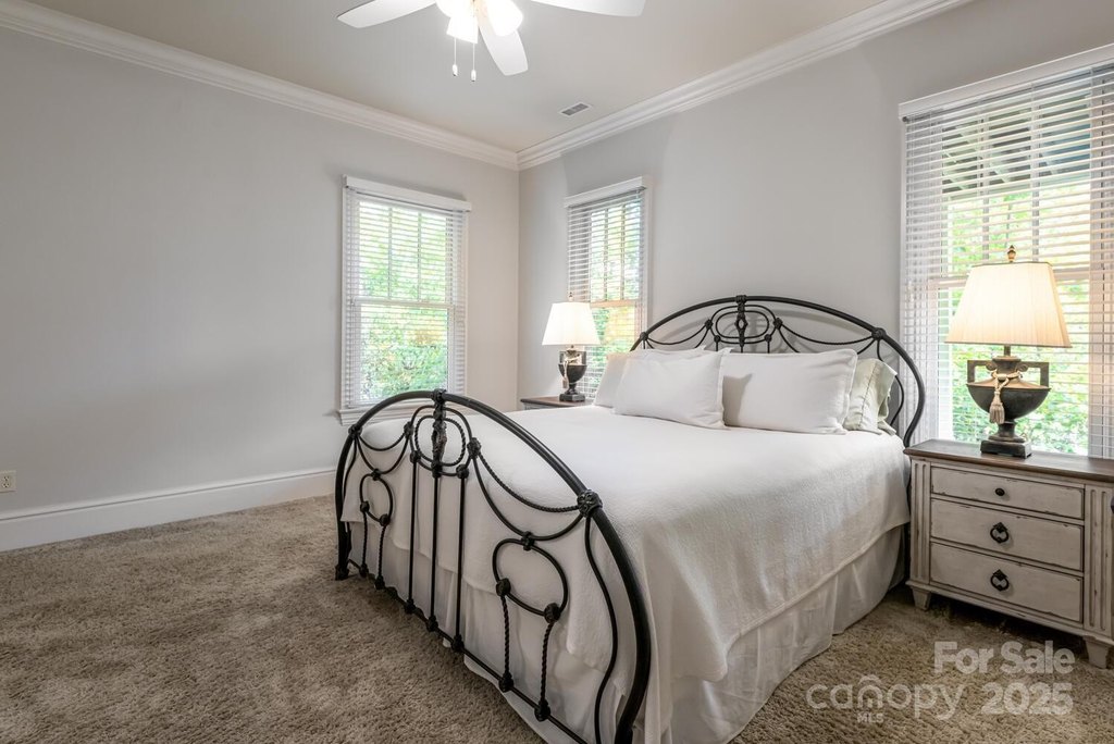 Flat Rock, North Carolina, 28731, United States, 3 Bedrooms Bedrooms, ,3.5 BathroomsBathrooms,Residential,Forsale,1985992