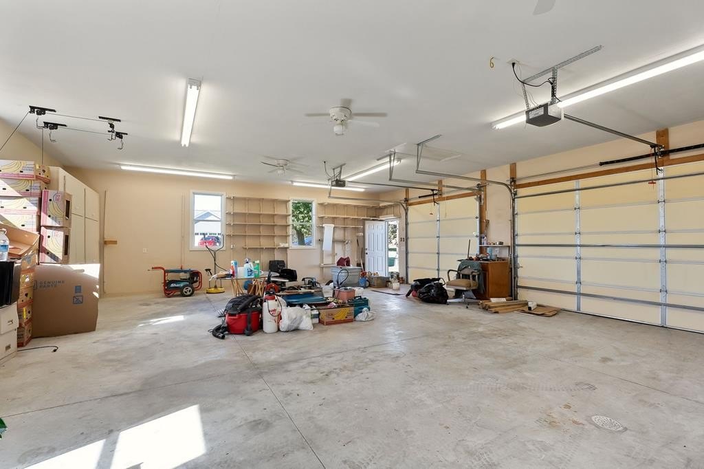 Cookeville, Tennessee, 38501, United States, 3 Bedrooms Bedrooms, ,2 BathroomsBathrooms,Residential,Forsale,1996608