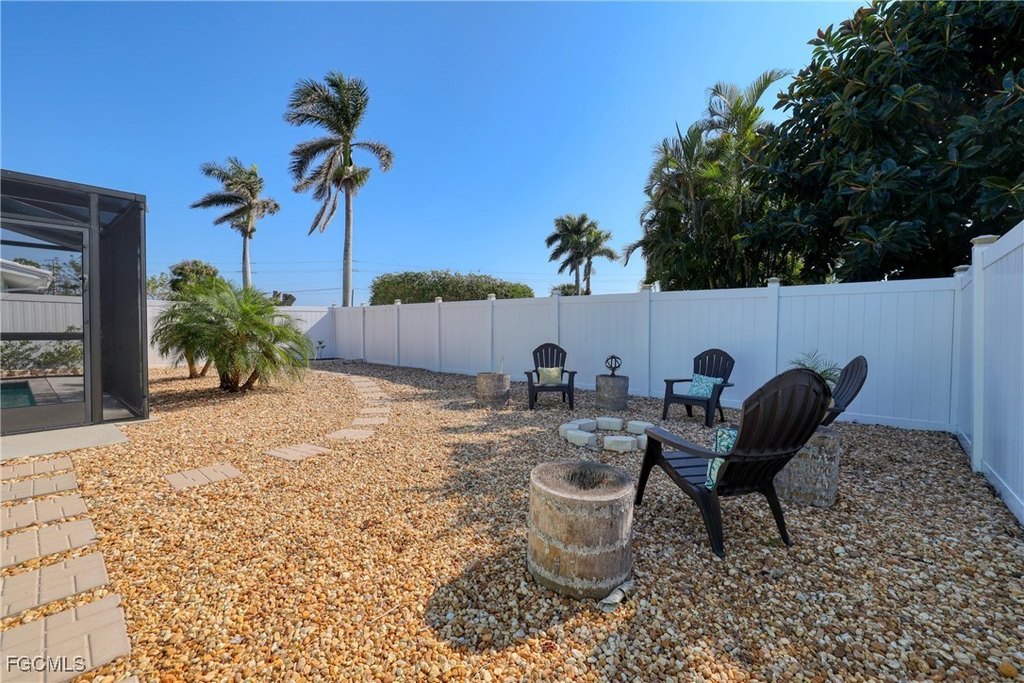 Fort Myers, Florida, 33908, United States, 2 Bedrooms Bedrooms, ,1.5 BathroomsBathrooms,Residential,Forsale,1998627