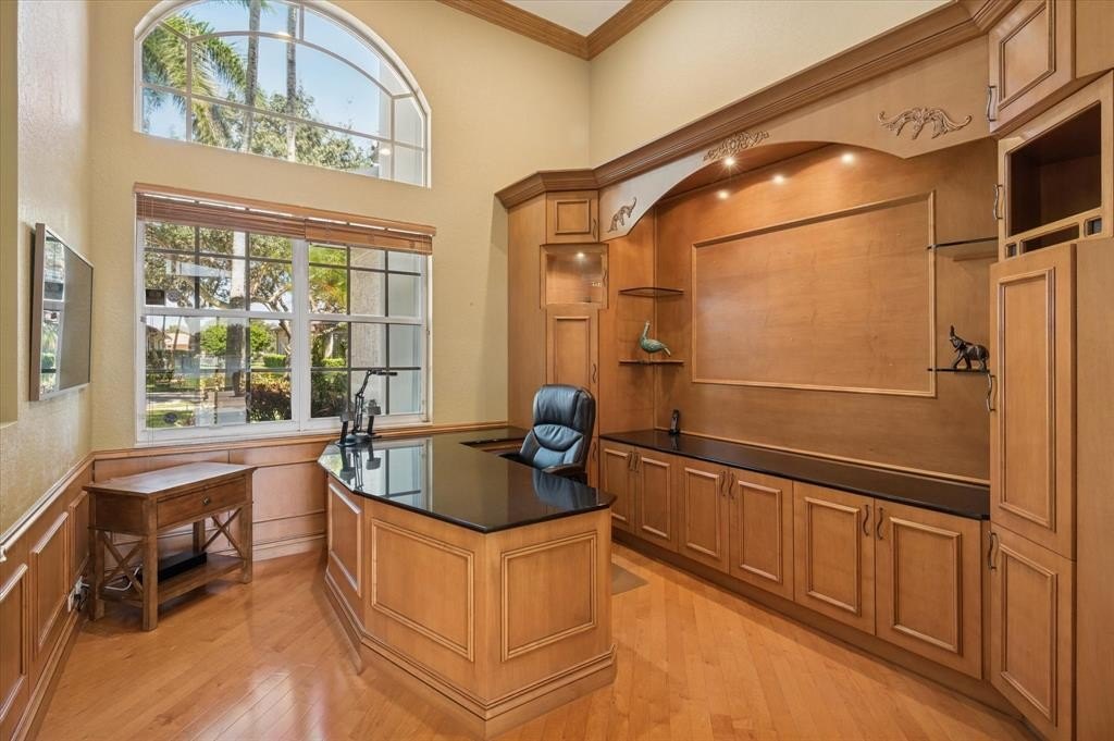 Davie, Florida, 33328, United States, 5 Bedrooms Bedrooms, ,4 BathroomsBathrooms,Residential,Forsale,1994091