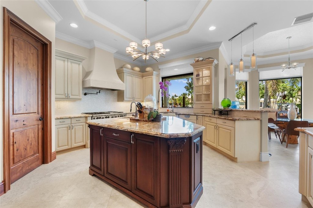 Fort Lauderdale, Florida, 33301, United States, 6 Bedrooms Bedrooms, ,6.5 BathroomsBathrooms,Residential,Forsale,2011545