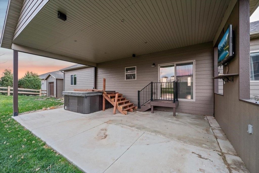 Spearfish, South Dakota, 57783, United States, 6 Bedrooms Bedrooms, ,3 BathroomsBathrooms,Residential,Forsale,2004331