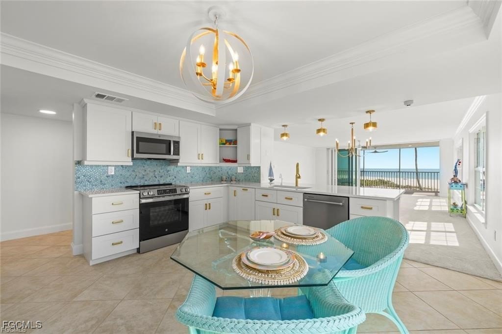 Sanibel, Florida, 33957, United States, 3 Bedrooms Bedrooms, ,3 BathroomsBathrooms,Residential,Forsale,1998644