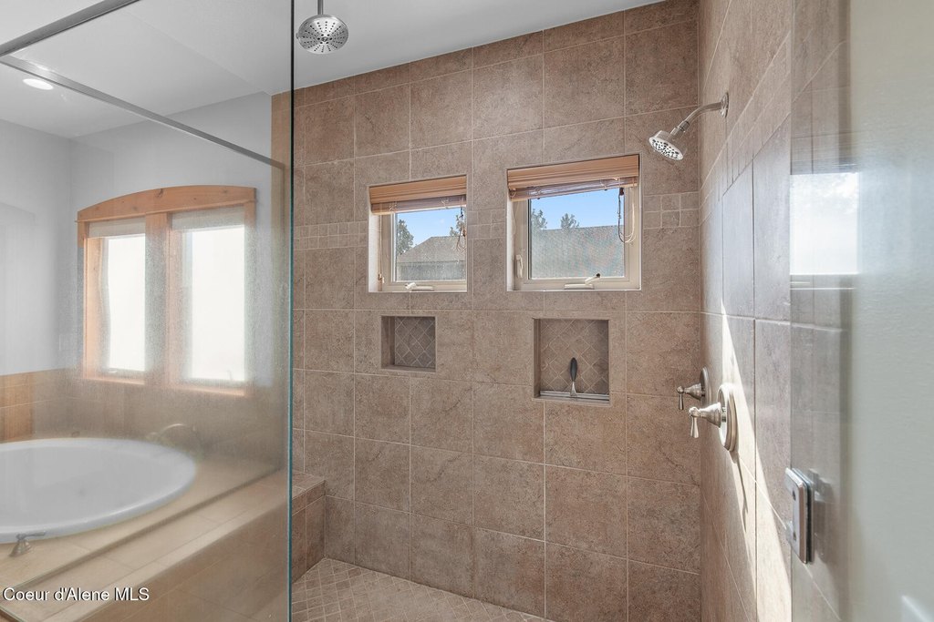 Hayden, Idaho, 83835, United States, 3 Bedrooms Bedrooms, ,3.5 BathroomsBathrooms,Residential,Forsale,1946352