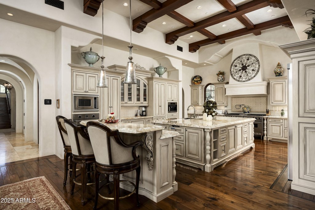 Scottsdale, Arizona, 85255, United States, 5 Bedrooms Bedrooms, ,9.5 BathroomsBathrooms,Residential,Forsale,2000262