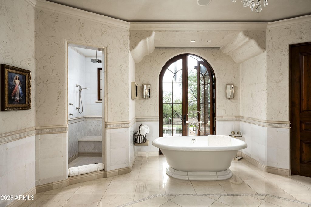 Scottsdale, Arizona, 85255, United States, 5 Bedrooms Bedrooms, ,9.5 BathroomsBathrooms,Residential,Forsale,2000262