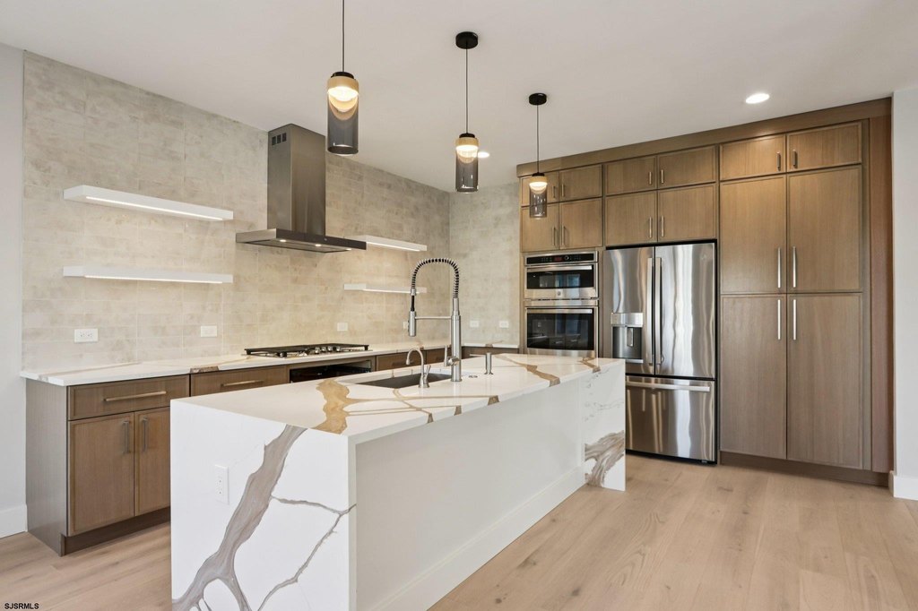 Atlantic City, New Jersey, 08401, United States, 3 Bedrooms Bedrooms, ,2.5 BathroomsBathrooms,Residential,Forsale,2004607