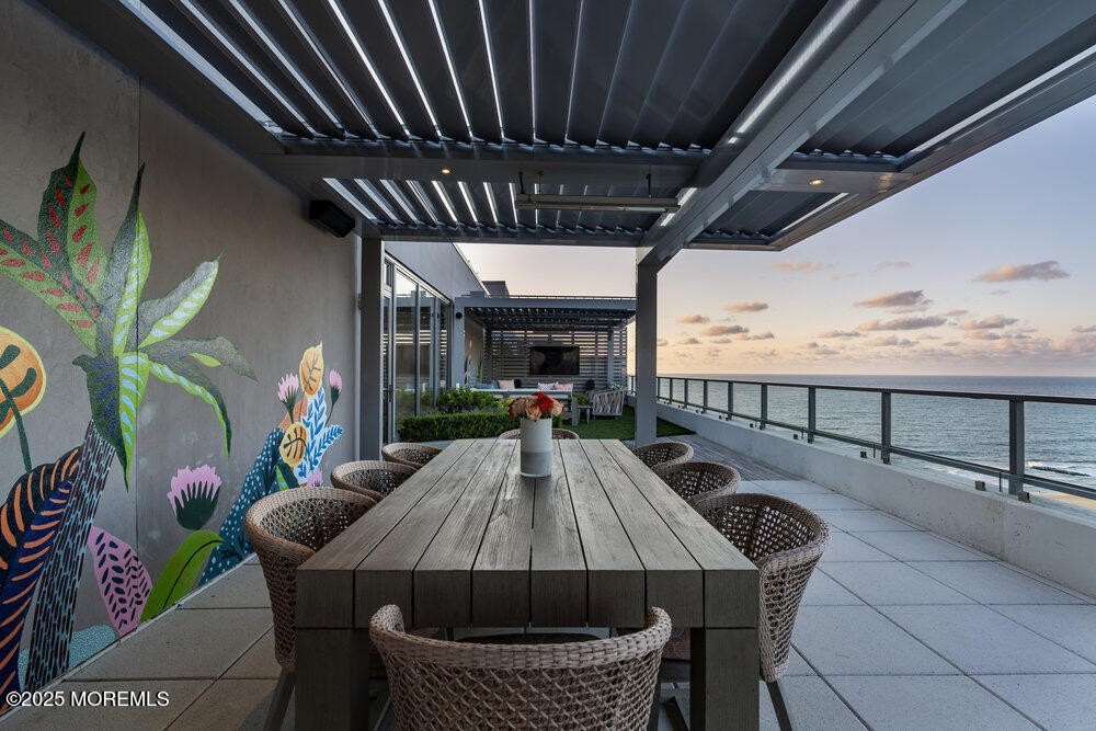 Asbury Park, New Jersey, 07712, United States, 6 Bedrooms Bedrooms, ,5.5 BathroomsBathrooms,Residential,Forsale,2004092