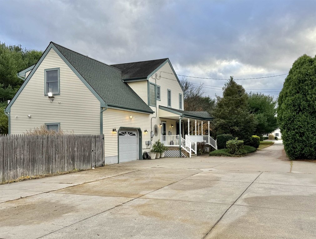 Petersburg, New Jersey, 08270, United States, 4 Bedrooms Bedrooms, ,2.5 BathroomsBathrooms,Residential,Forsale,1994154