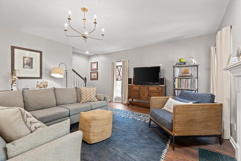 Signal Mountain, Tennessee, 37377, United States, 5 Bedrooms Bedrooms, ,3 BathroomsBathrooms,Residential,Forsale,2004663