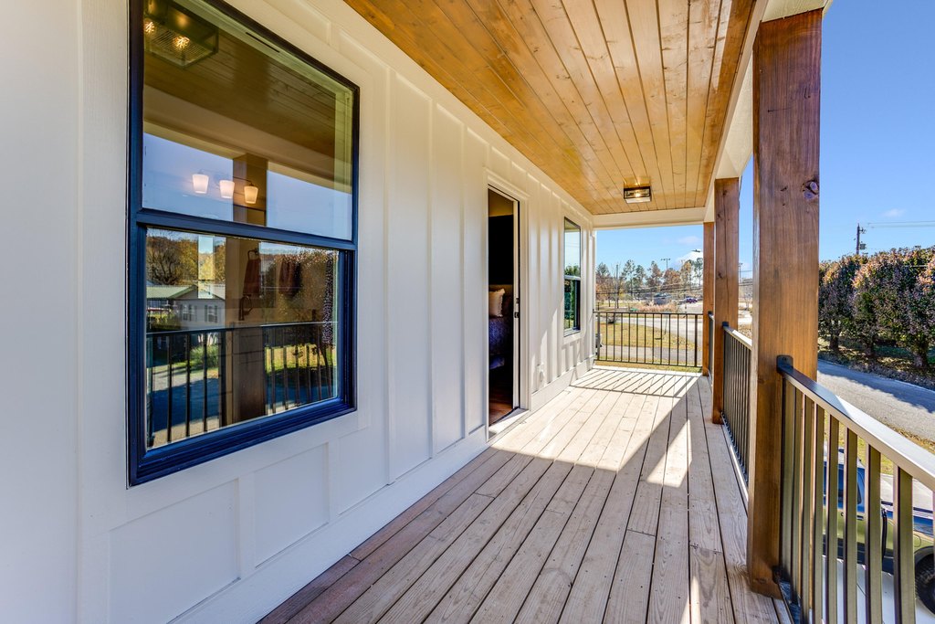 Chattanooga, Tennessee, 37419, United States, 4 Bedrooms Bedrooms, ,3.5 BathroomsBathrooms,Residential,Forsale,2009593