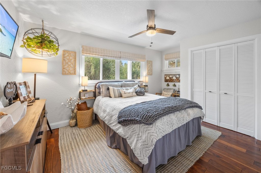 Sanibel, Florida, 33957, United States, 3 Bedrooms Bedrooms, ,2 BathroomsBathrooms,Residential,Forsale,1998641