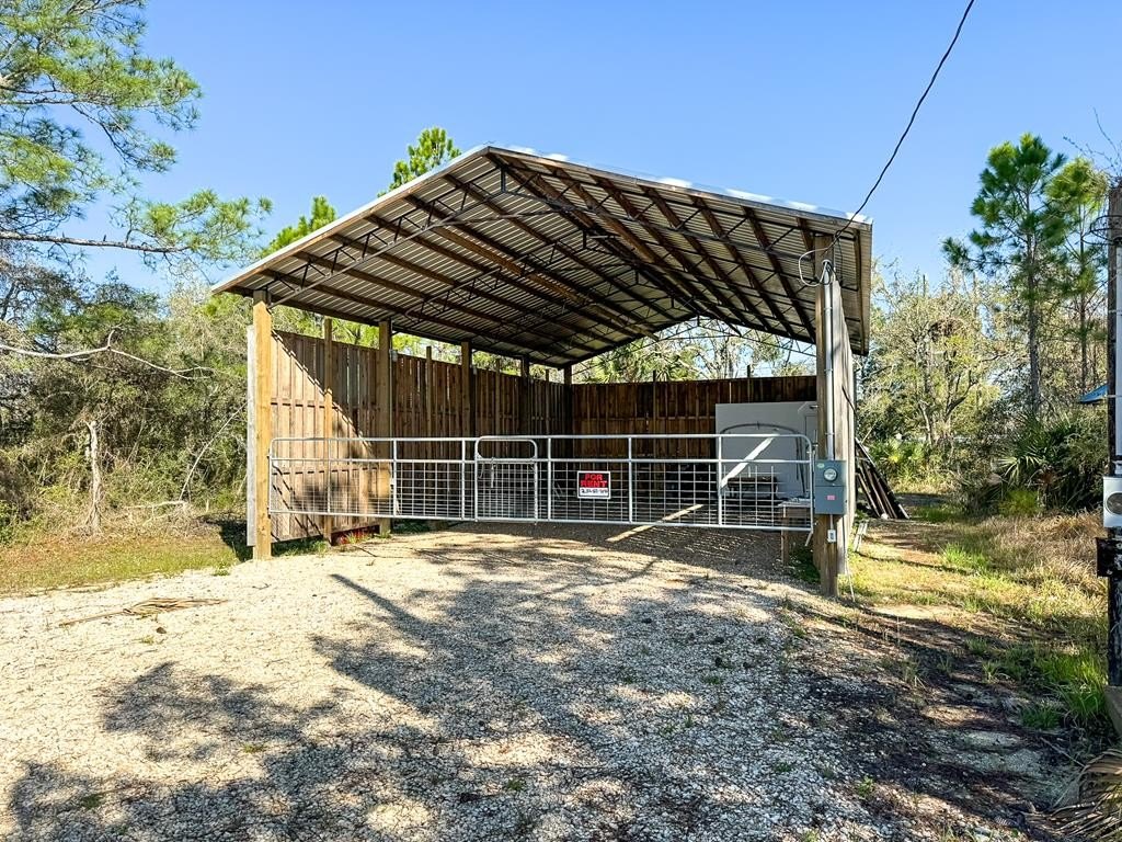 Carrabelle, Florida, 32322, United States, 2 Bedrooms Bedrooms, ,2 BathroomsBathrooms,Residential,Forsale,1968318