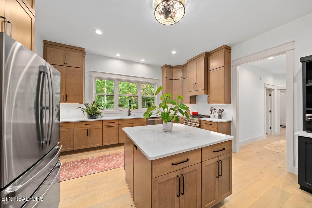 Fairfield Glade, Tennessee, 38558, United States, 3 Bedrooms Bedrooms, ,2.5 BathroomsBathrooms,Residential,Forsale,1952852