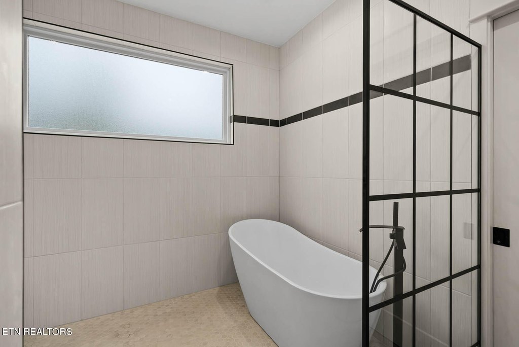 Fairfield Glade, Tennessee, 38558, United States, 3 Bedrooms Bedrooms, ,2.5 BathroomsBathrooms,Residential,Forsale,1952852