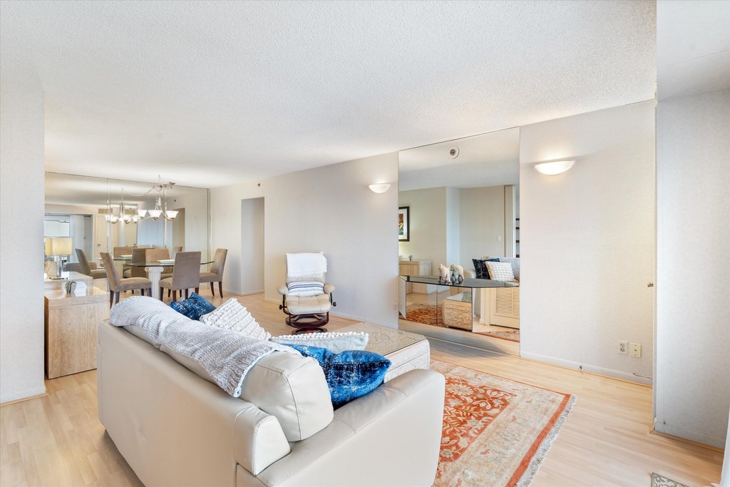 Highland Beach, Florida, 33487, United States, 2 Bedrooms Bedrooms, ,2 BathroomsBathrooms,Residential,Forsale,1996343