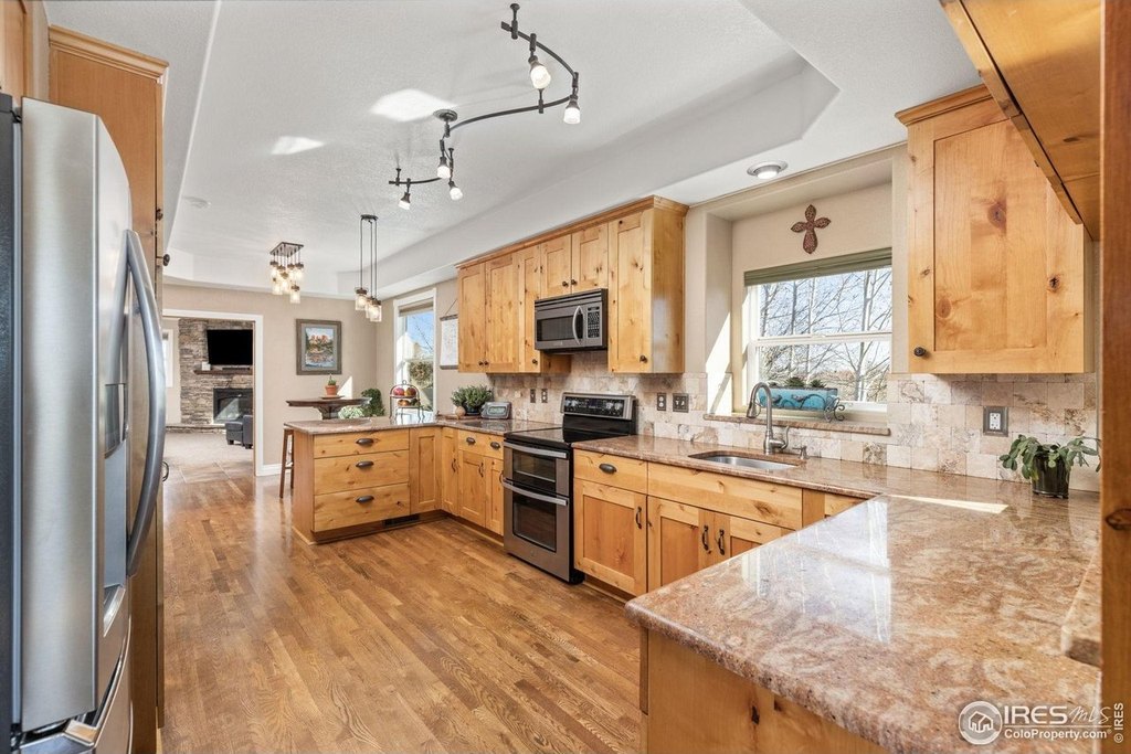 Berthoud, Colorado, 80513, United States, 4 Bedrooms Bedrooms, ,3 BathroomsBathrooms,Residential,Forsale,2004281