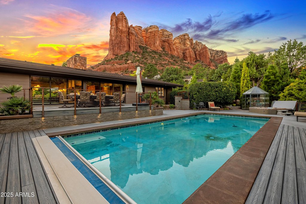 Sedona, Arizona, 86336, United States, 3 Bedrooms Bedrooms, ,3 BathroomsBathrooms,Residential,Forsale,2004617