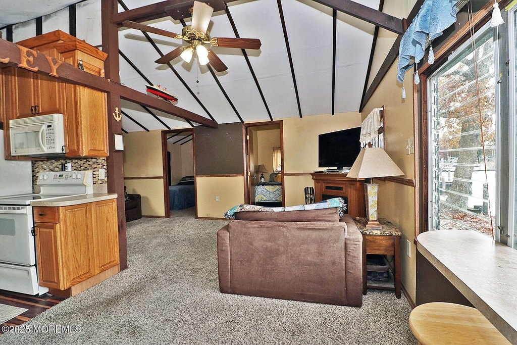 Forked River, New Jersey, 08731, United States, 2 Bedrooms Bedrooms, ,1 BathroomBathrooms,Residential,Forsale,1994046