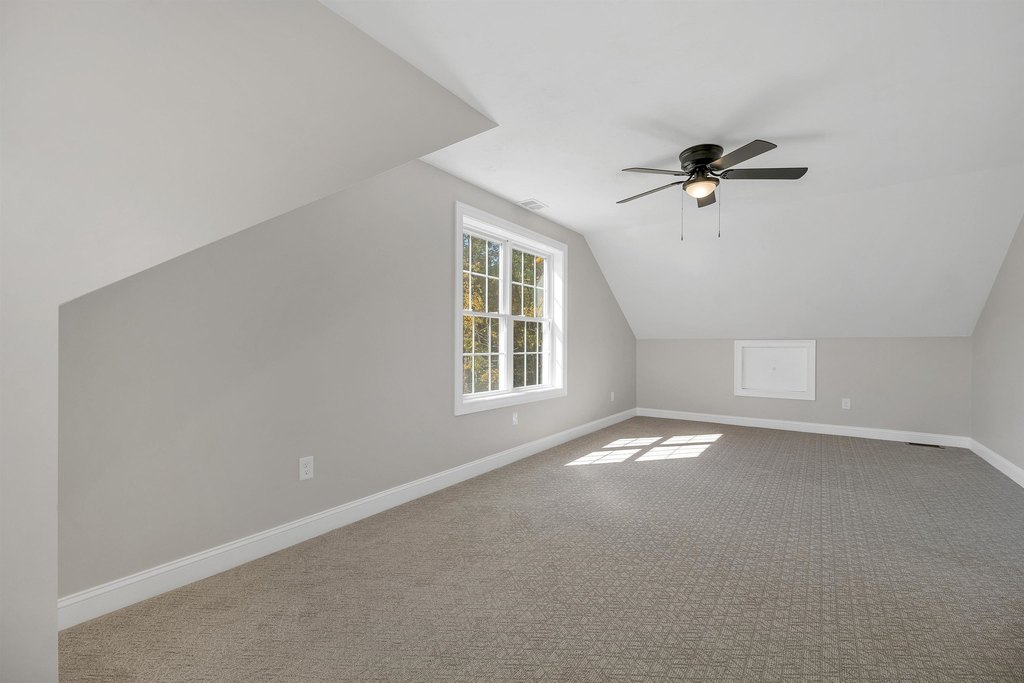 Meredith, New Hampshire, 03253, United States, 4 Bedrooms Bedrooms, ,2.5 BathroomsBathrooms,Residential,Forsale,2002407