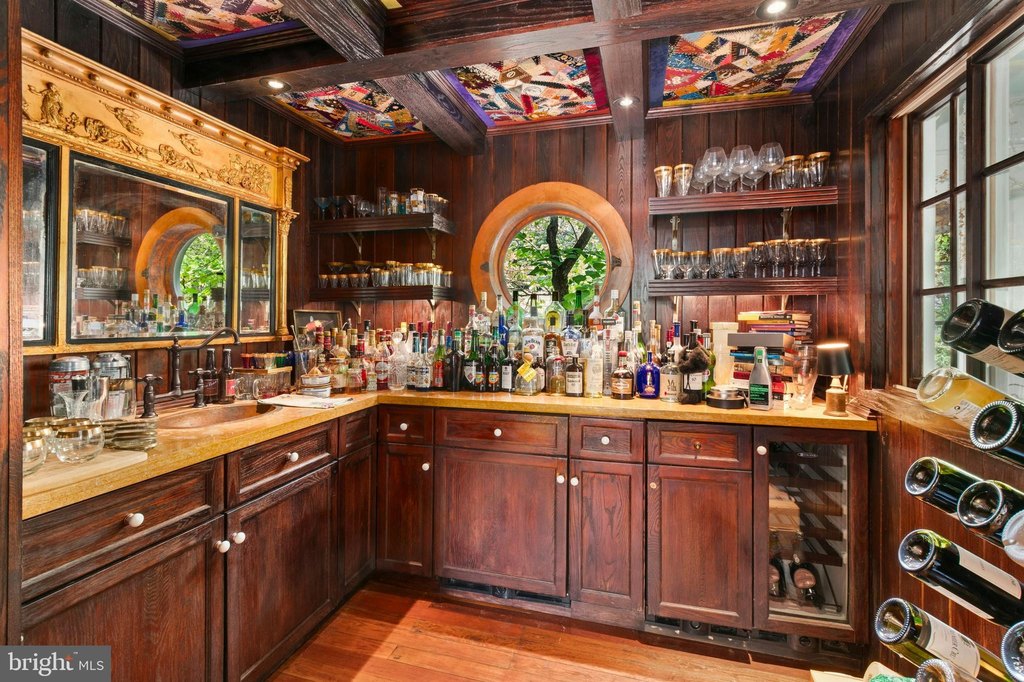 EAST STROUDSBURG, Pennsylvania, 18302, United States, 4 Bedrooms Bedrooms, ,4.5 BathroomsBathrooms,Residential,Forsale,1971847