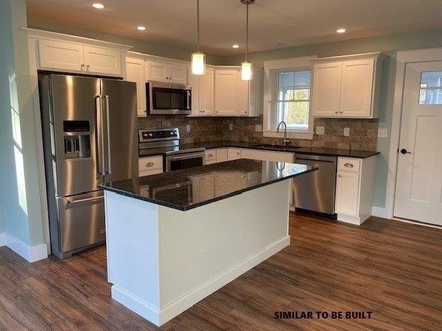 Wells, Maine, 04090, United States, 2 Bedrooms Bedrooms, ,2.5 BathroomsBathrooms,Residential,Forsale,2004710