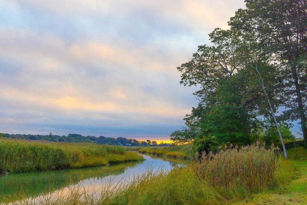 North Hampton, New Hampshire, 03862, United States, 4 Bedrooms Bedrooms, ,3.5 BathroomsBathrooms,Residential,Forsale,2004720