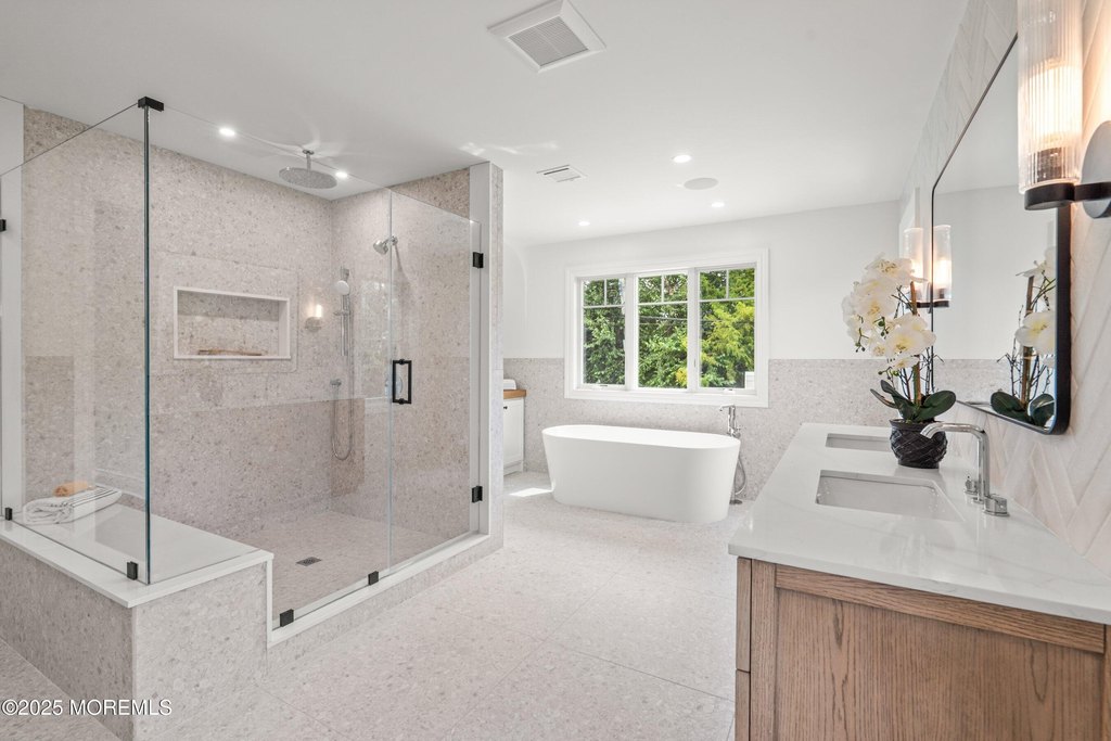 Sea Girt, New Jersey, 08750, United States, 5 Bedrooms Bedrooms, ,6.5 BathroomsBathrooms,Residential,Forsale,2012968