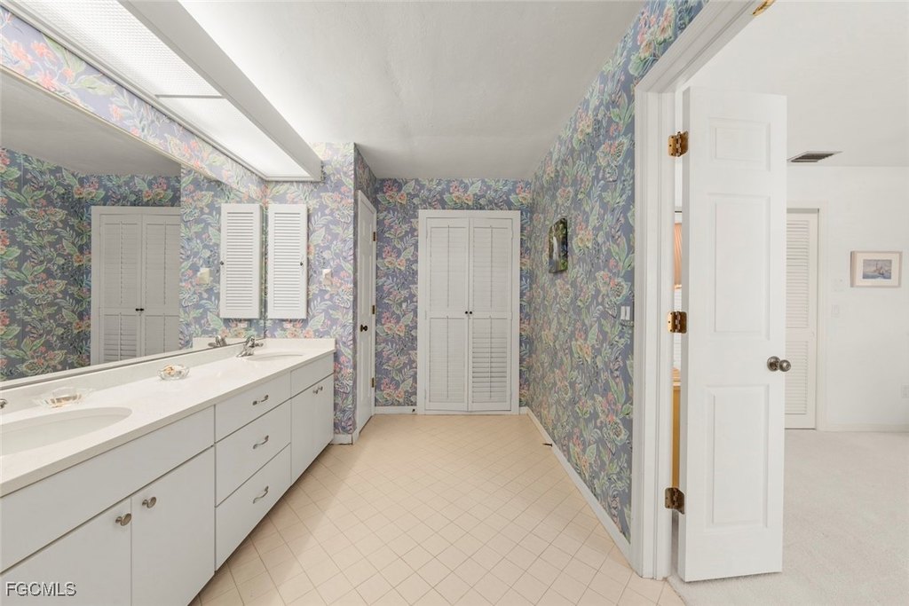 Sanibel, Florida, 33957, United States, 3 Bedrooms Bedrooms, ,3 BathroomsBathrooms,Residential,Forsale,1998637