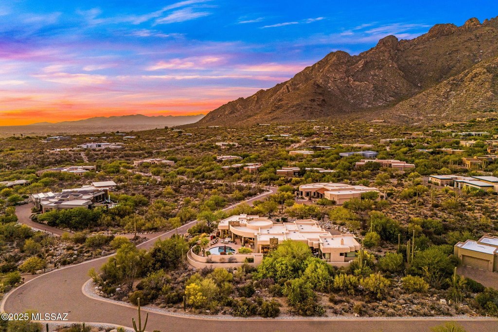 Tucson, Arizona, 85718, United States, 5 Bedrooms Bedrooms, ,5.5 BathroomsBathrooms,Residential,Forsale,2004423