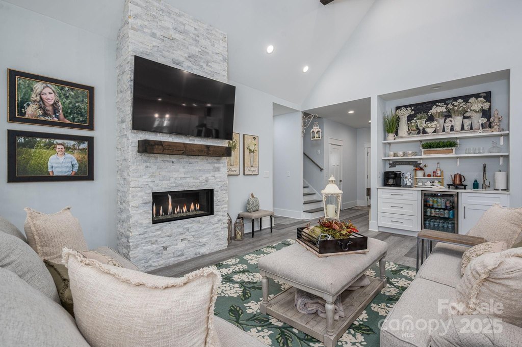 Conover, North Carolina, 28613, United States, 4 Bedrooms Bedrooms, ,3 BathroomsBathrooms,Residential,Forsale,2007718