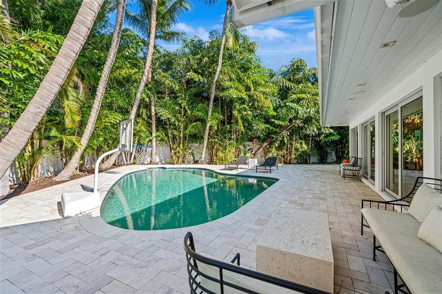 Delray Beach, Florida, 33444, United States, 5 Bedrooms Bedrooms, ,5.5 BathroomsBathrooms,Residential,Forsale,1996336