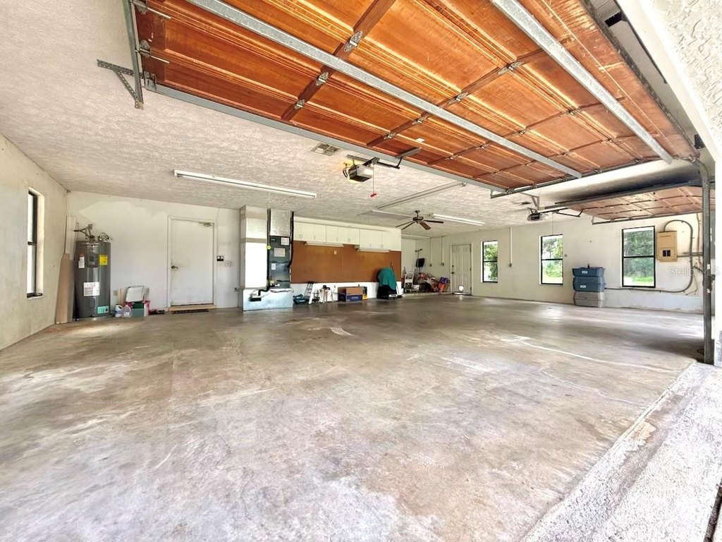 WILLISTON, Florida, 32696, United States, 3 Bedrooms Bedrooms, ,2 BathroomsBathrooms,Residential,Forsale,1994003