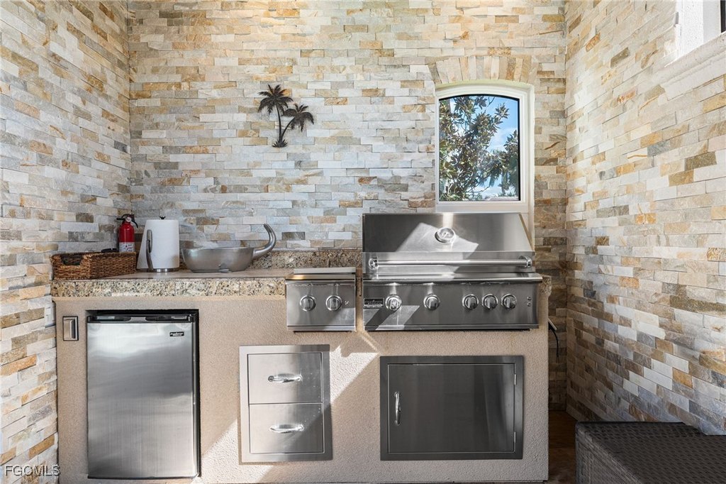 Fort Myers, Florida, 33908, United States, 3 Bedrooms Bedrooms, ,3 BathroomsBathrooms,Residential,Forsale,1998612