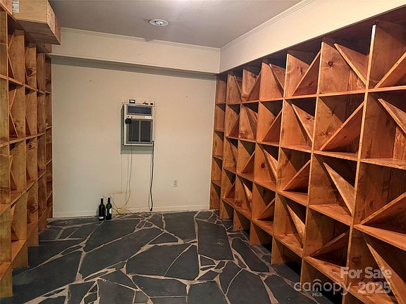 Lancaster, South Carolina, 29720, United States, 5 Bedrooms Bedrooms, ,4 BathroomsBathrooms,Residential,Forsale,2004561