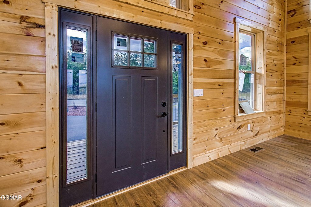 Pigeon Forge, Tennessee, 37862, United States, 3 Bedrooms Bedrooms, ,3.5 BathroomsBathrooms,Residential,Forsale,1999473